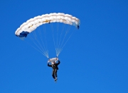 开云棋牌官网-福登破纪录之夜，罗马险胜多特蒙德书写欧冠新章