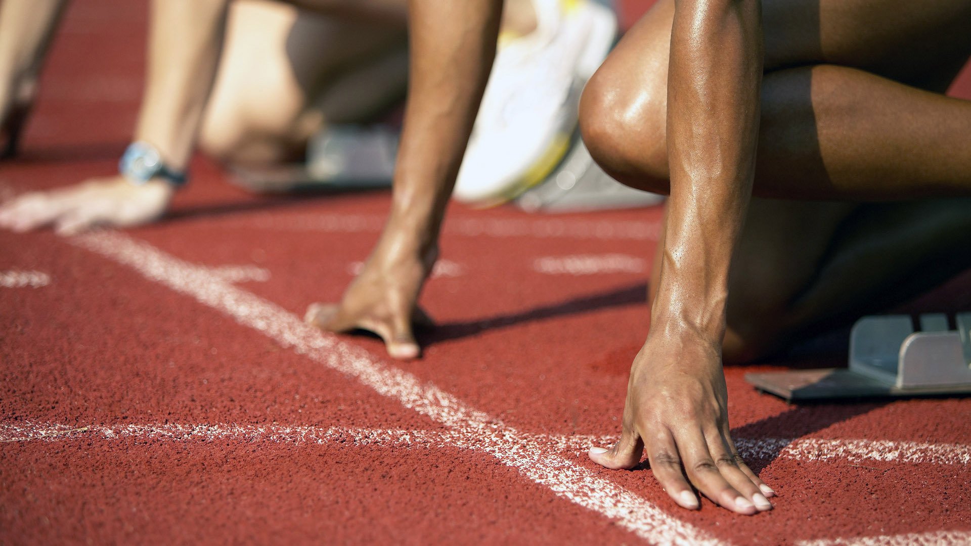 利拉德时间降临上海，压力之下，他如何为掘金注入撕裂之城的灵魂