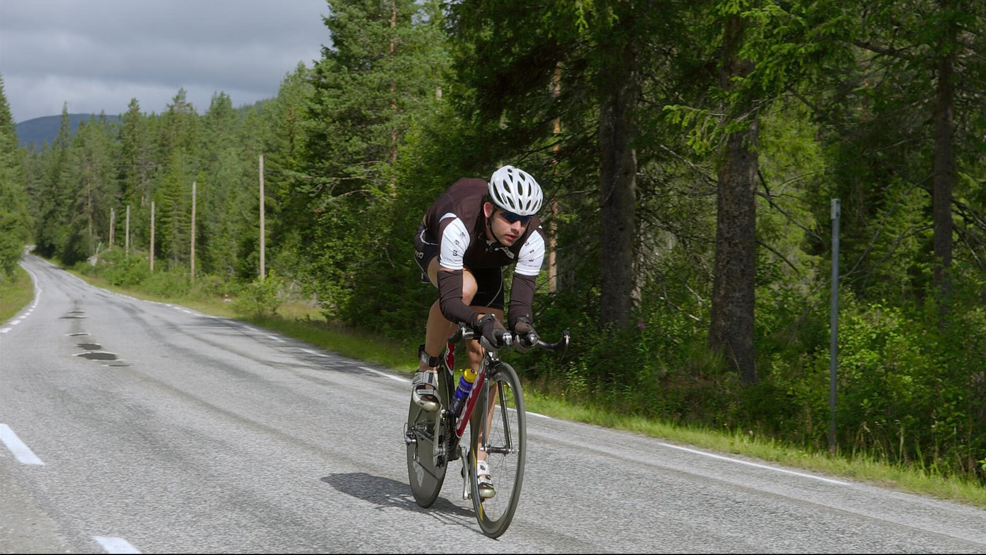 逆转之夜，英格兰铁血翻盘，欧冠决赛上演塞维利亚奇迹的终结者