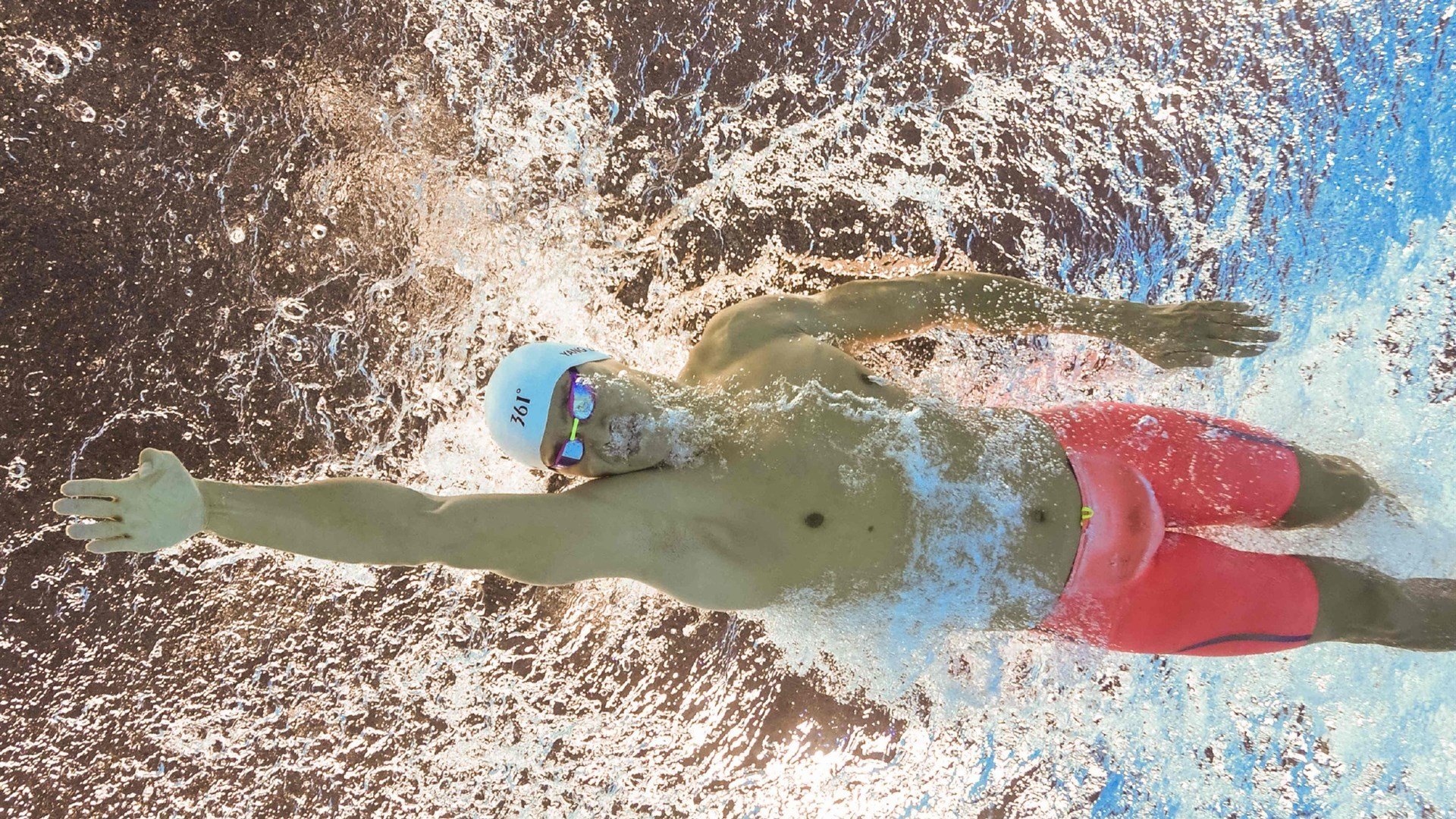 雷恩打穿加拿大，萨内成为胜负手，一场战术与个人英雄主义的交响